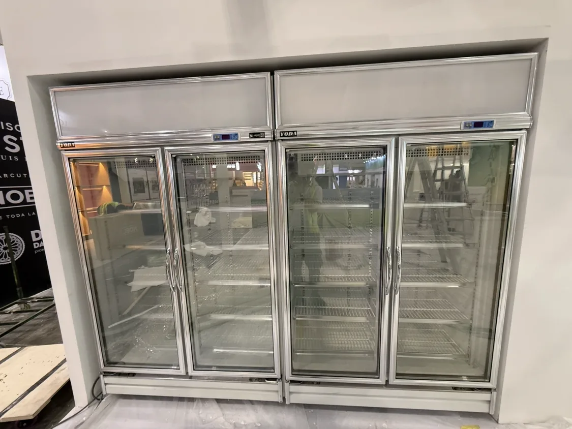 YUDA 970L Glass Display 2 Door Drink Chiller in use at a real event